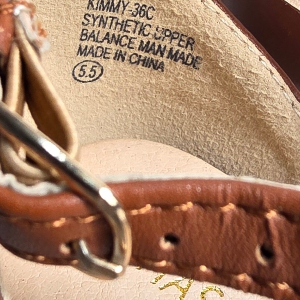 Chase & Chloe Kimmy-36C Brown T-Strap Floral Cutout Pumps Heels Womens 5.5 - Picture 8 of 11
